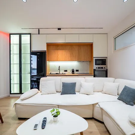Maison Azure Apartment